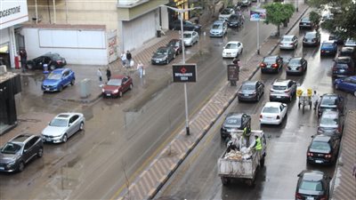 بث مباشر | أمطار غزيرة تضرب شوارع المهندسين والجيزة