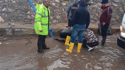مياه القليوبية: رفع تجمعات الأمطار بطرق وأنفاق مدن المحافظة | صور