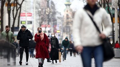 احتجاجات واسعة على قيود فيروس كورونا في فيينا بعد قرار الإغلاق