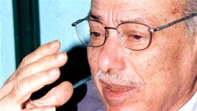 في اليوم العالمي للطفل.. كيف كانت طفولة الساخر محمود السعدني؟