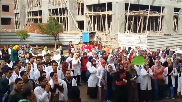 طلاب طب اسنان دمنهور