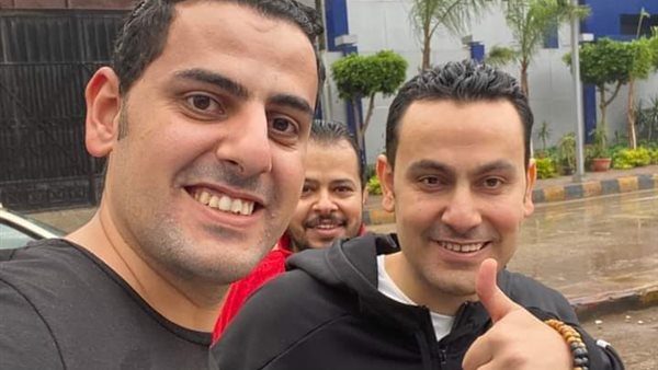 الصحفى أحمد شاكر