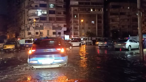أمطار بشوارع الإسكندرية