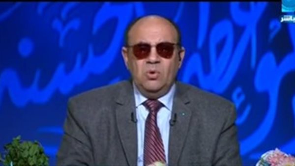  الدكتور مبروك عطية