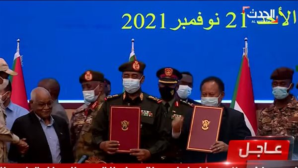 البرهان وحمدوك يوقعان