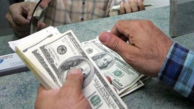 رئيس اتحاد البنوك: ارتفاع تحويلات المصريين بالخارج لـ200% منذ تحرير سعر الصرف