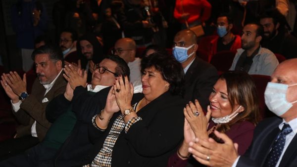 وزيرة الثقافة تشهد