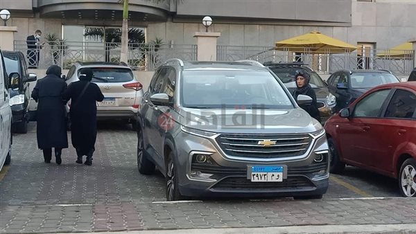 توافد عائلة سهير