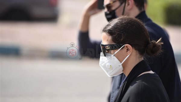 دنيا سمير غانم وزوجها