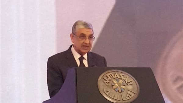 وزير الكهرباء