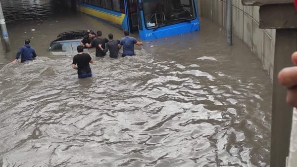 مياه الأمطار بالإسكندرية