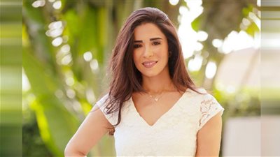 آخر كلمات الإعلامية أسماء مصطفى قبل رحيلها: المرض دمرني | أسبوع رحيل المذيعات