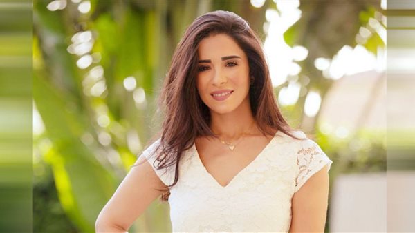 الإعلامية أسماء مصطفى