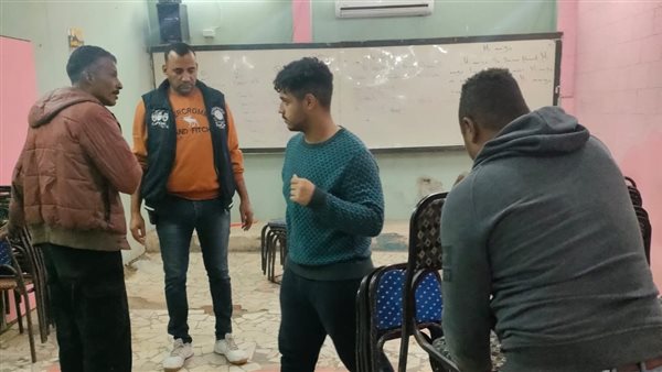 غلق سنتر تعليمي يدار