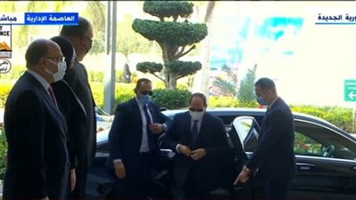 الرئيس السيسي يصل إلى العاصمة الإدارية ليترأس قمة تجمع شرق وجنوب إفريقيا الكوميسا