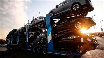 بسبب أشباه الموصلات.. تراجع تسجيلات المركبات التجارية في الاتحاد الأوروبي