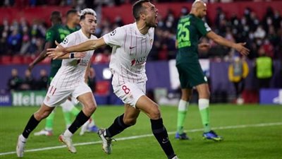 إشبيلية يفوز على فولفسبورج ويشعل المجموعة السابعة بدوري أبطال أوروبا