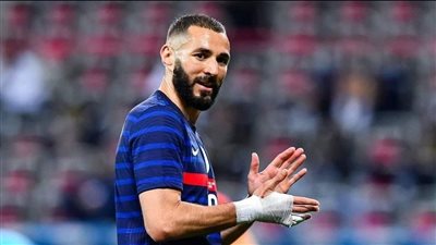 حبس كريم بنزيما وتغريمه 75 ألف يورو في قضية ابتزاز زميله بشريط جنسي | فيديوجراف