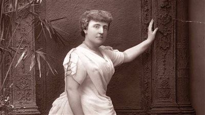 فرانسيس هودسون برنيت.. لماذا أصبحت قصة الحديقة السرية من أشهر الكتب الكلاسيكية؟