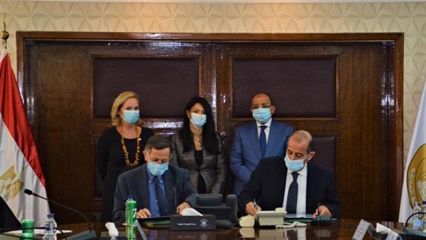 خلال توقيع مذكرة