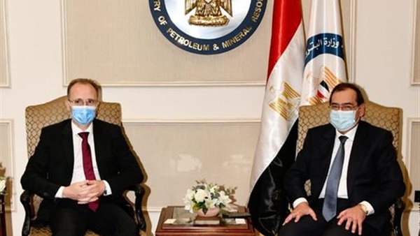 وزير البترول المصري