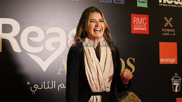 الفنانة هنا شيحة