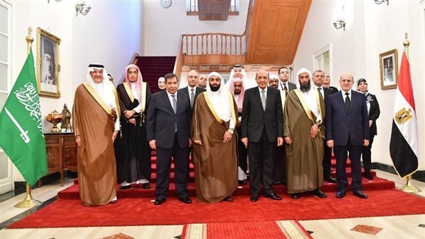 صورة من زيارة رئيس