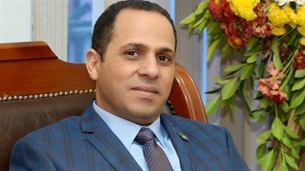 الدكتور عبيد صالح