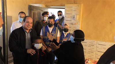 جبر بخاطرنا.. أهالي أسوان يشكرون السيسي لزيارته متضرري السيول | فيديو