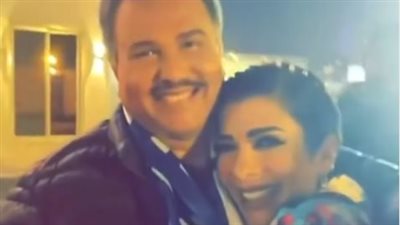 استقبال حار من أصالة لـ محمد عبده بالأحضان.. والأخير يستفز زوجها فائق حسن