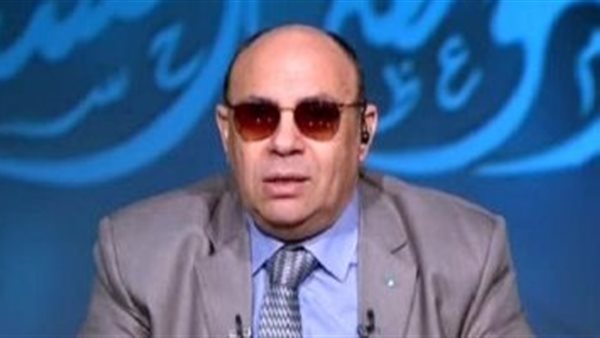  الدكتور مبروك عطية