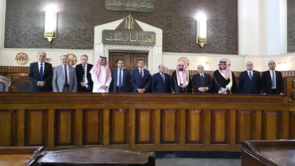 رئيس مجلس القضاء