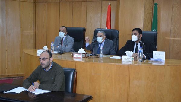 اجتماع مناقشة مشروعات