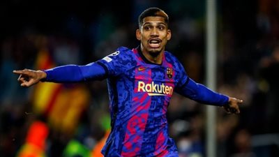 رسميًا.. برشلونة يعلن خضوع أراخو لعملية جراحية