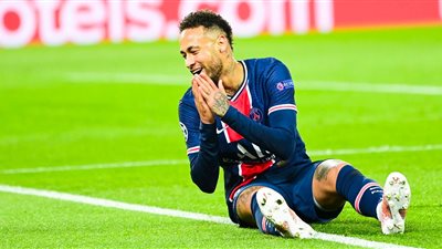 وفد الهلال السعودي يصل باريس للتفاوض مع نيمار 