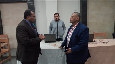 رئيس جامعة بنها: توفير 11 نقطة ثابتة ومتحركة لتطعيم الطلاب وأعضاء هيئة التدريس 