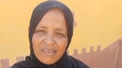 بث مباشر| زارها الرئيس السيسي.. الحاجة فاطمة بأسوان: قدمتله الشاي والبلح وسمع مشاكلنا