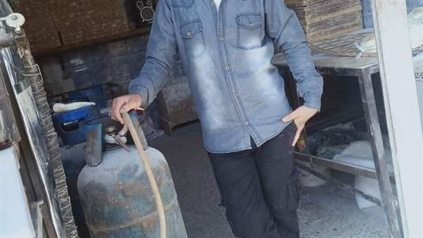 الشاب المتوفي