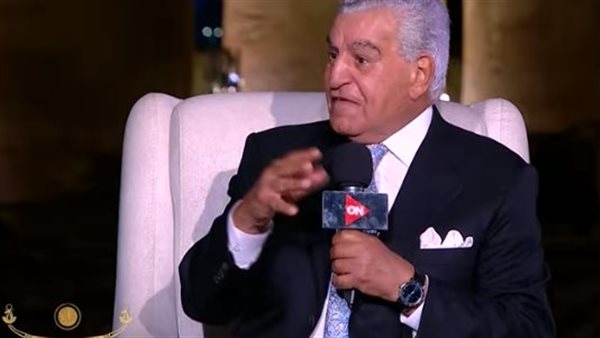زاهي حواس 