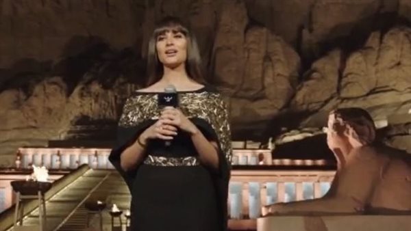  الإعلامية نانسي