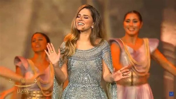 لارا إسكندر 