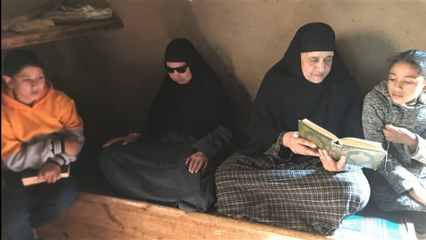 أثناء تحفيظ الطلاب