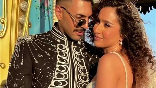 حسن أبو الروس وزوجته