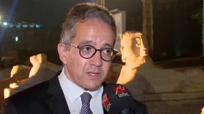 وزير السياحة عن احتفالية طريق الكباش: كان عندنا تحدي بعدم تقليد موكب المومياوات