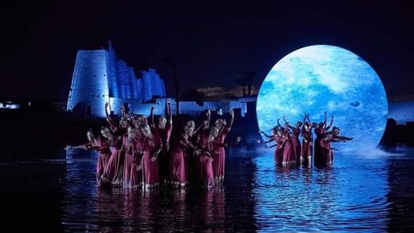 استعراض اللوحة الراقصة