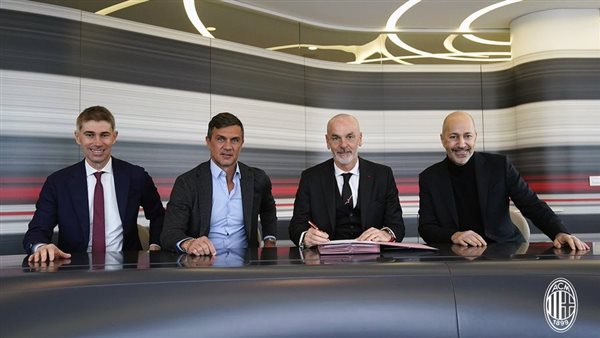 تجديد عقد بيولي مع