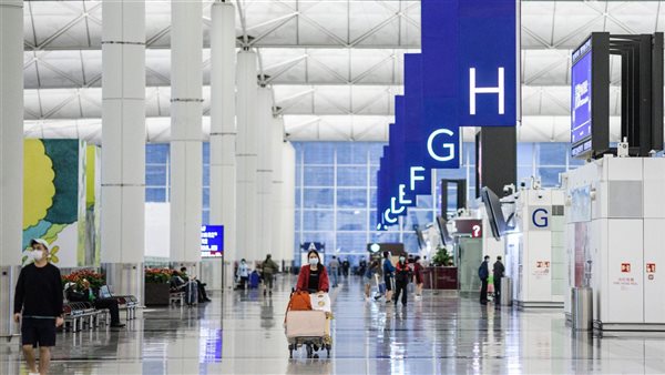 هونج كونج تحظر السفر