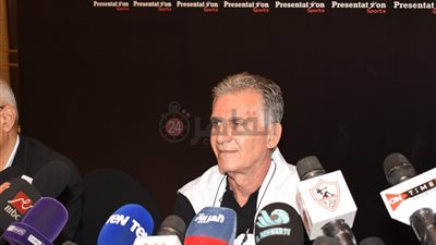 كيروش: تواصلنا مع تريزيجيه بعد عودته من الإصابة.. وباب المنتخب مفتوح للجميع