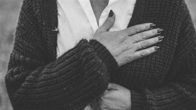 بالأدوية والأعشاب.. علاج نزلات البرد الصدرية للقضاء على السعال وضيق التنفس