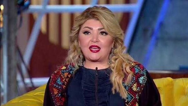 الفنانة مهما أحمد